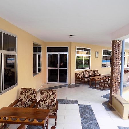 Hotel Oasis Morogoro ภายนอก รูปภาพ